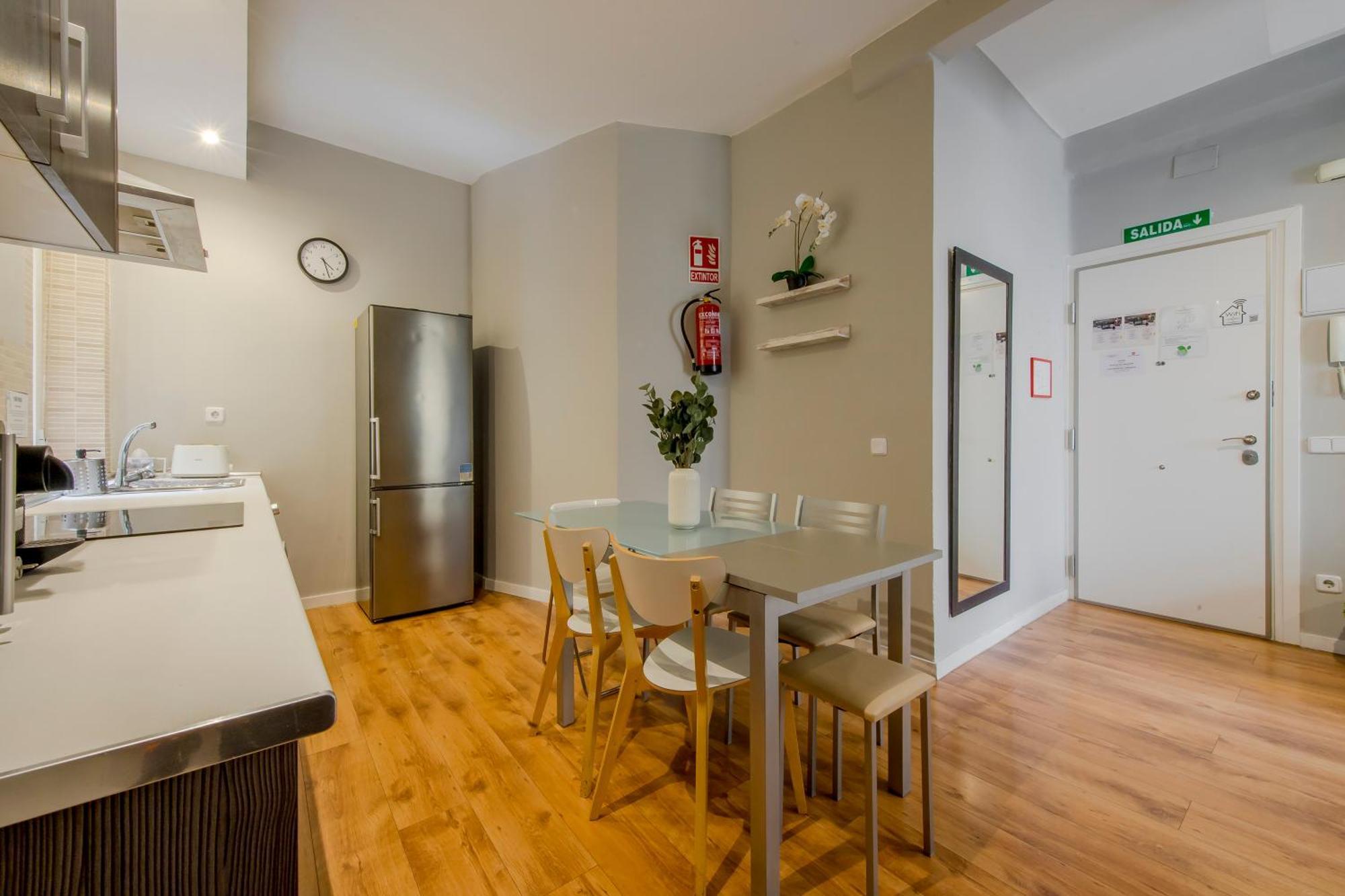 Excelente Piso De 3 Habitaciones En La Latina-Centro มาดริด ภายนอก รูปภาพ